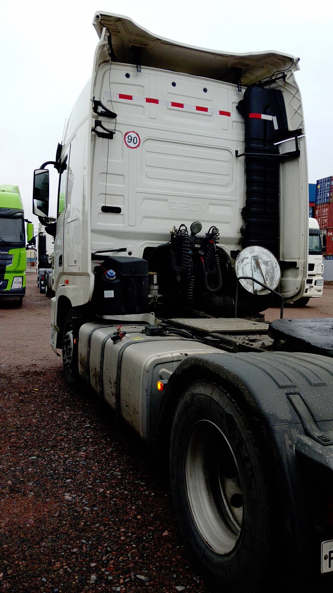 DongFeng DFH4180 4x2,  83 891 км, 2024 года в лизинг