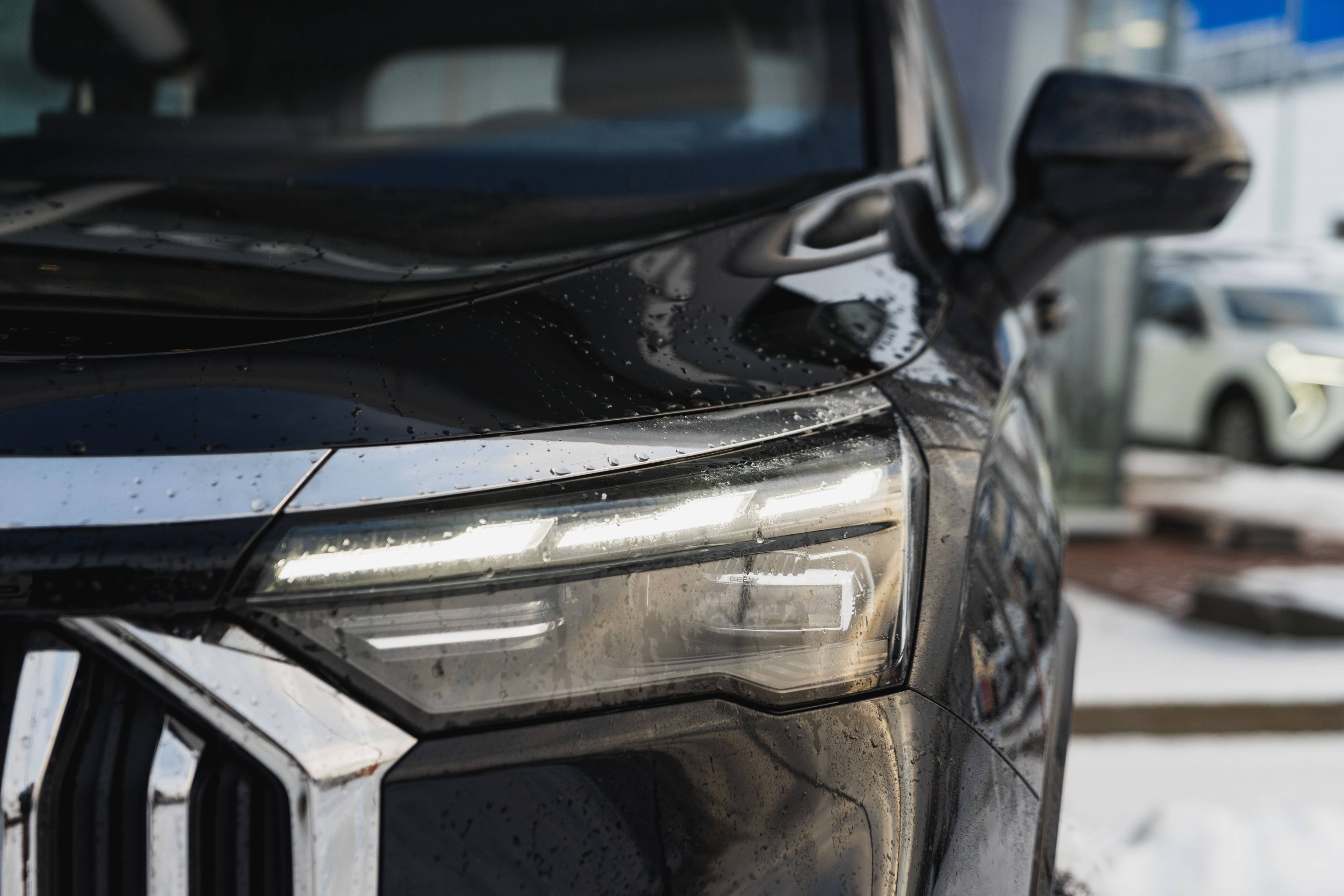 Geely Okavango Flagship 2.0T 7DCT 2WD