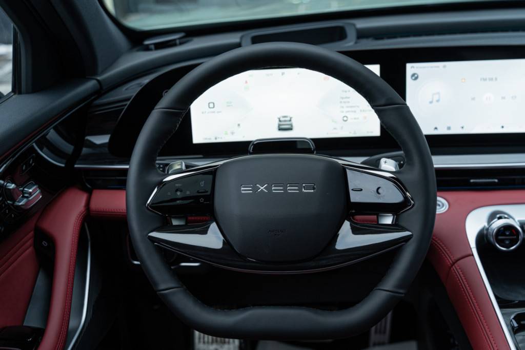 EXEED RX 2.0T 8AT Premium BI, RI, WI 4WD, IOV