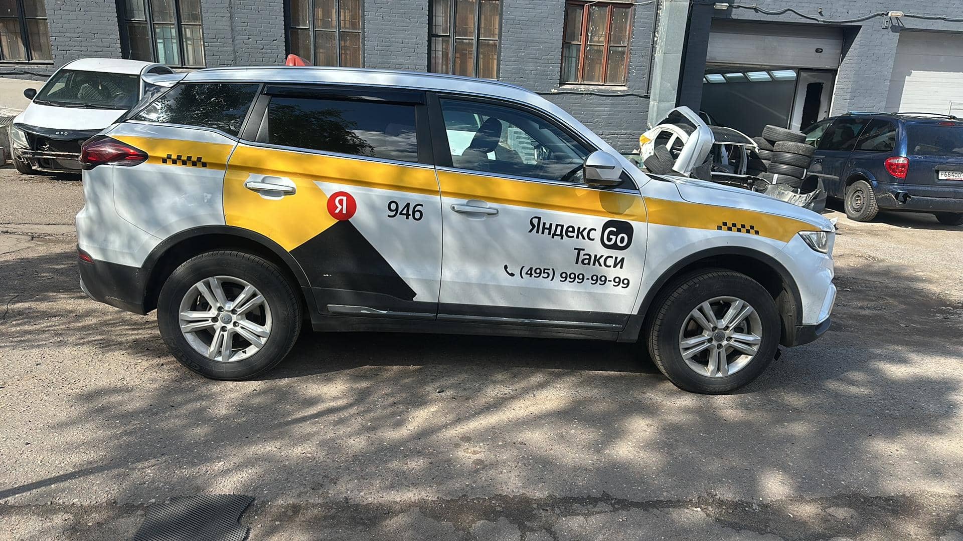 Geely Atlas Pro,  158 553 км, 2023 года в лизинг
