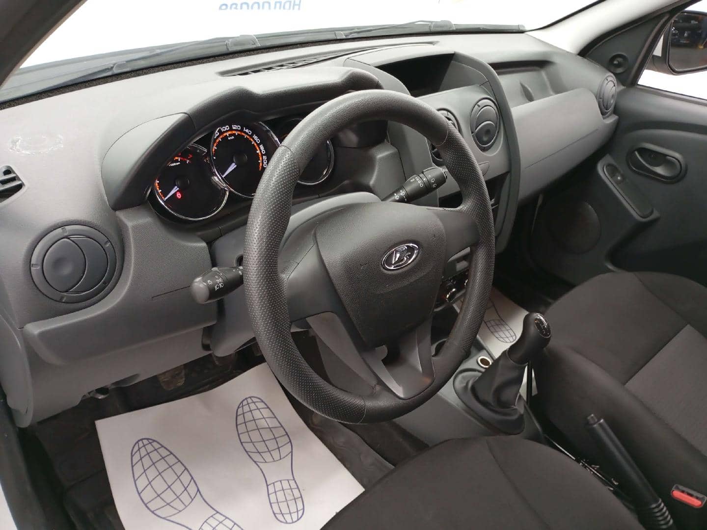 Lada Largus универсал,  59 295 км, 2024 года в лизинг