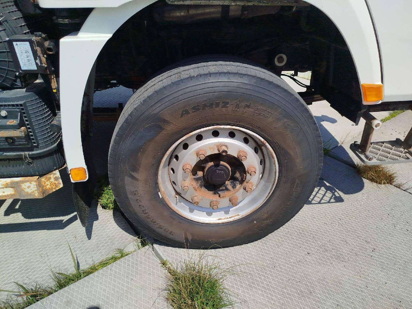 Shacman SX32586W384C,  94 090 км, 2023 года в лизинг