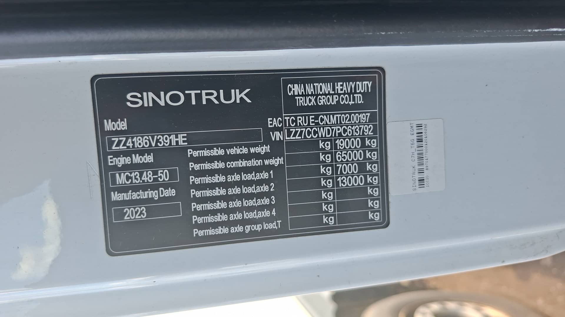 Sitrak ZZ4186V391HE,  355 096 км, 2023 года в лизинг