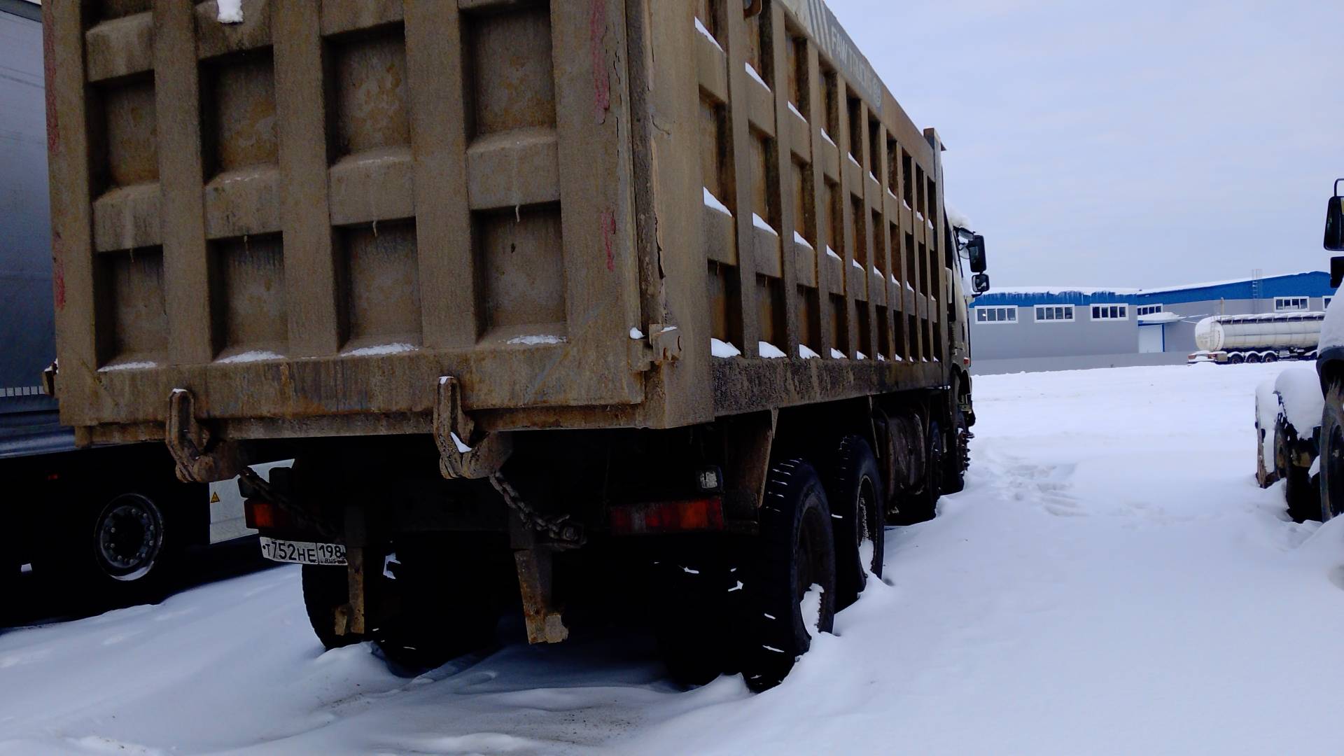 FAW CA3310P66K24T4E5 8х4,  112 908 км, 2022 года