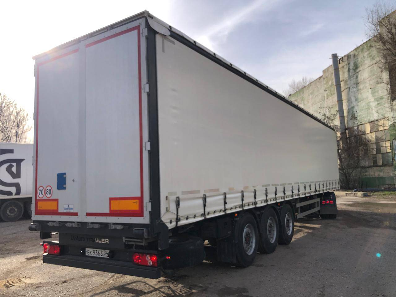 Uzautotrailer UAT-SCFG-9226.01
