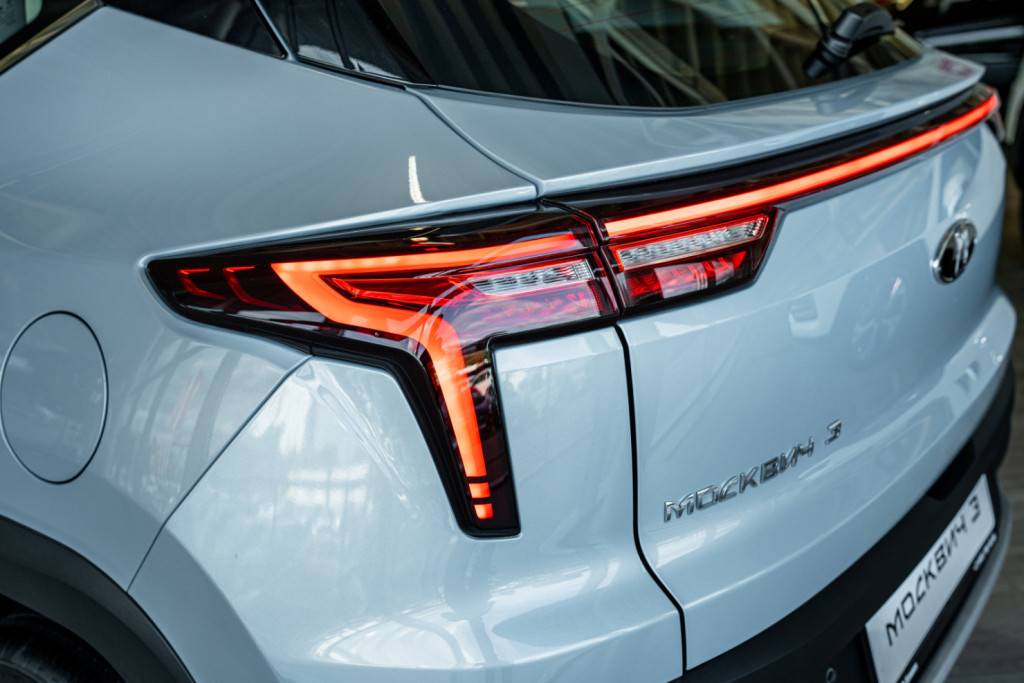 Москвич 3 Стандарт плюс 1.5Т CVT