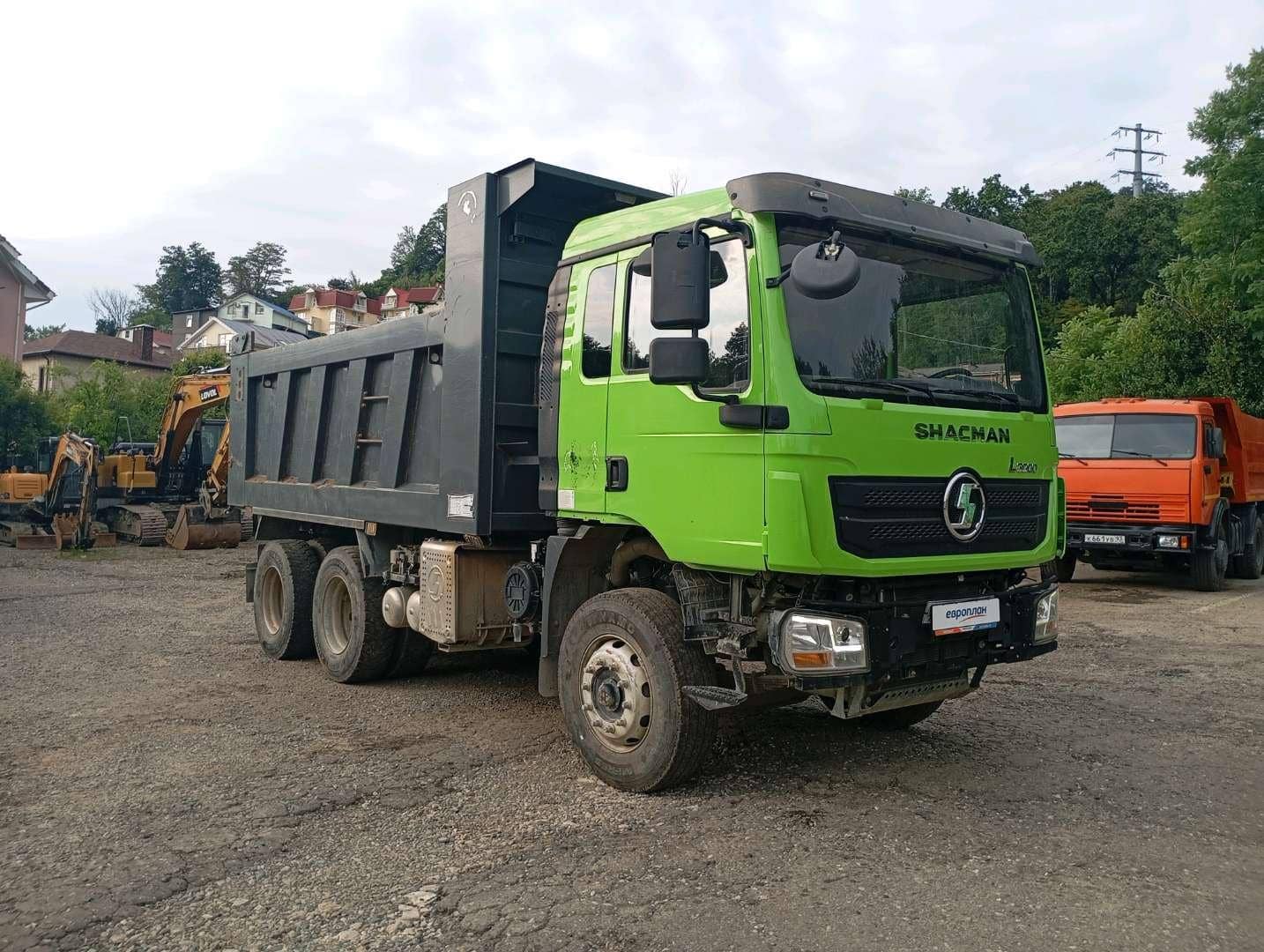 Shacman SX32488L344C,  84 927 км, 2023 года в лизинг