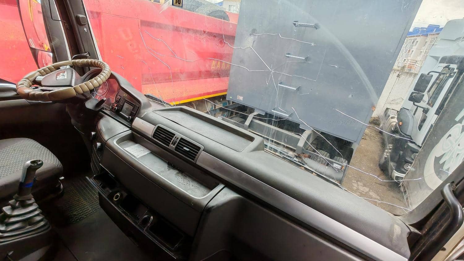 MAN TGX 18.440 4X2 BLS (XL),  1 100 000 км, 2014 года в лизинг