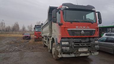 HOWO ZZ3317V386GE1 8х4