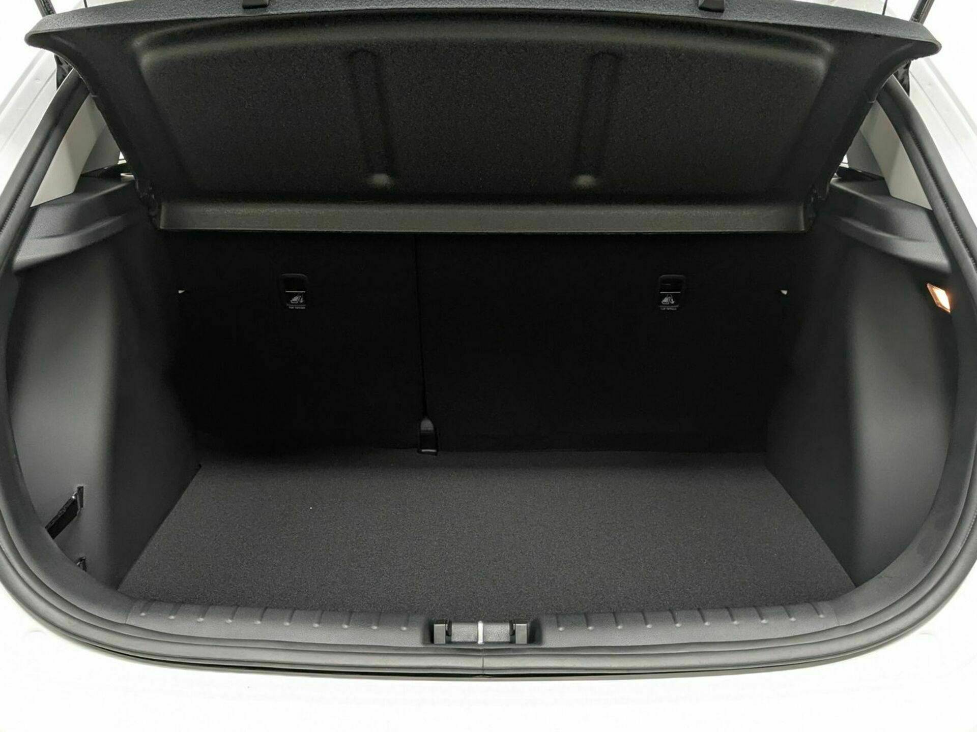 Solaris KRX Premium 1.6 6AT