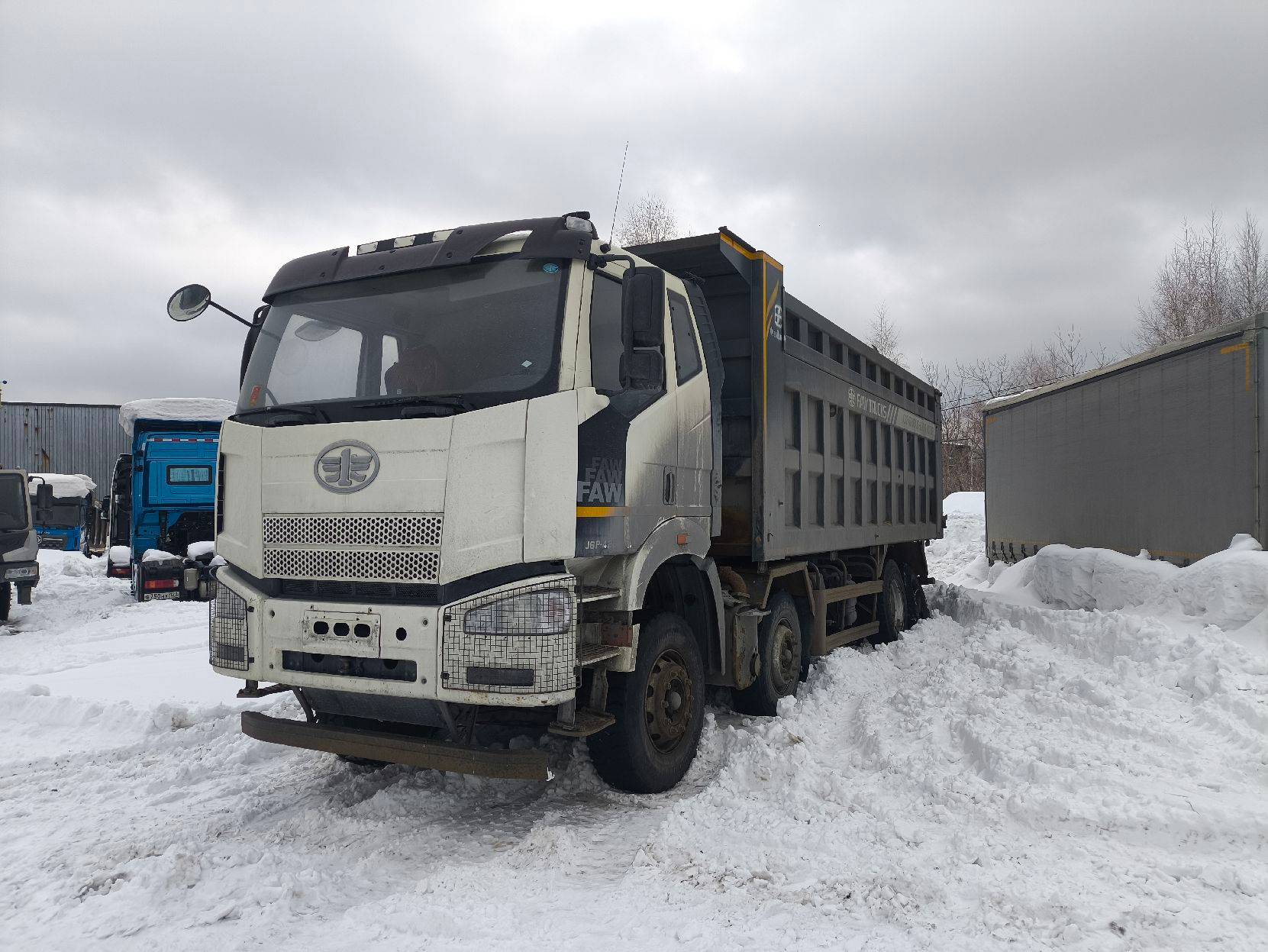 FAW CA3310P66K24T4E5 8х4