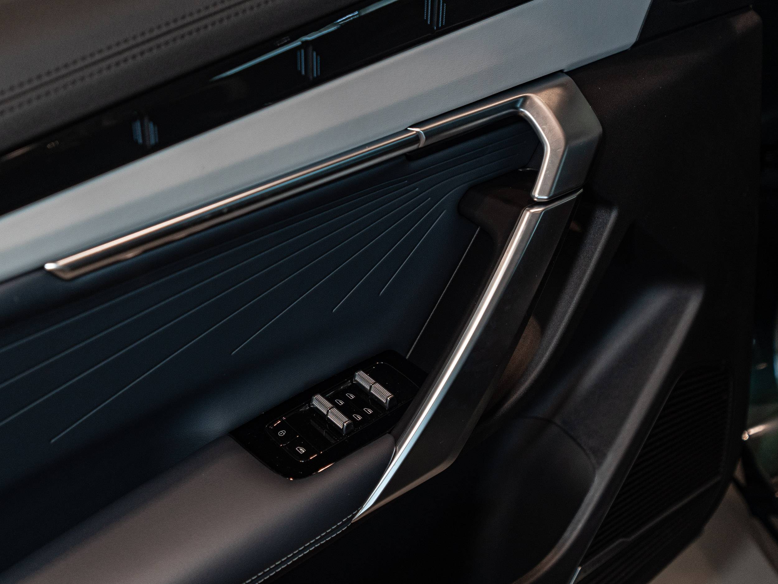 Geely Atlas Flagship 2.0T 8AT 4WD