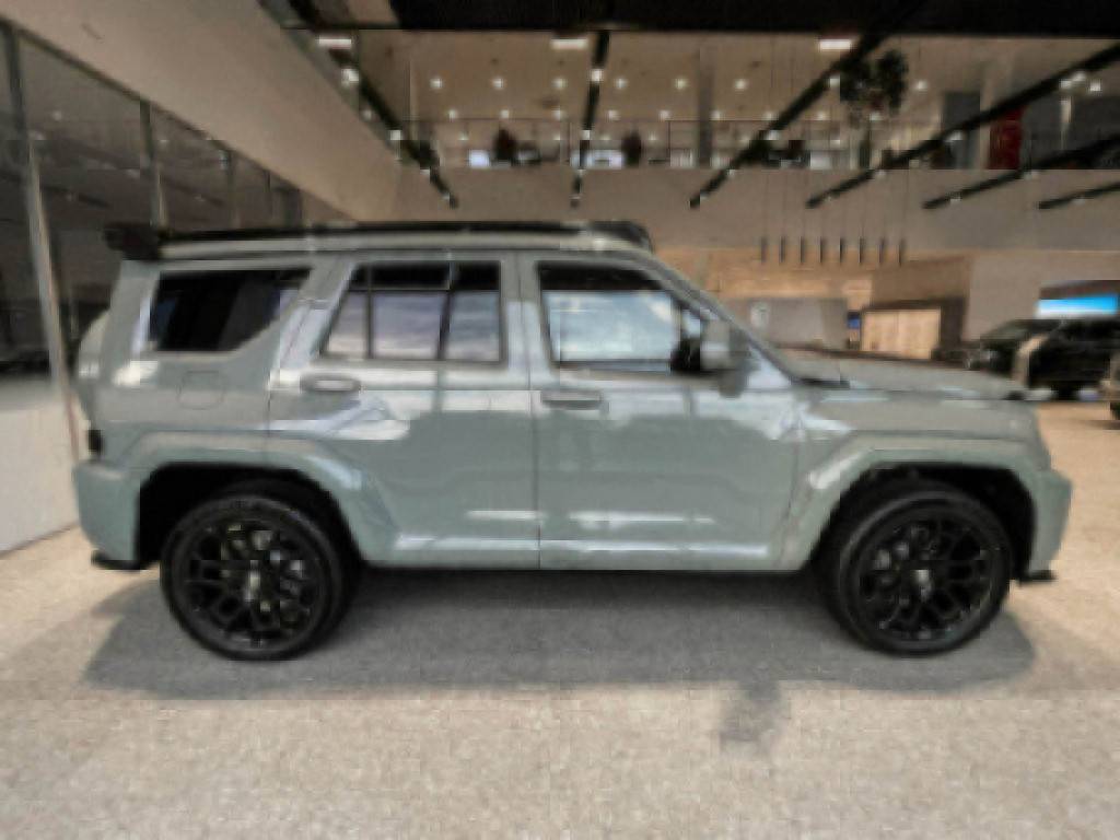 Tank 700 Edition One 3.0 HEV 9AT 4WD