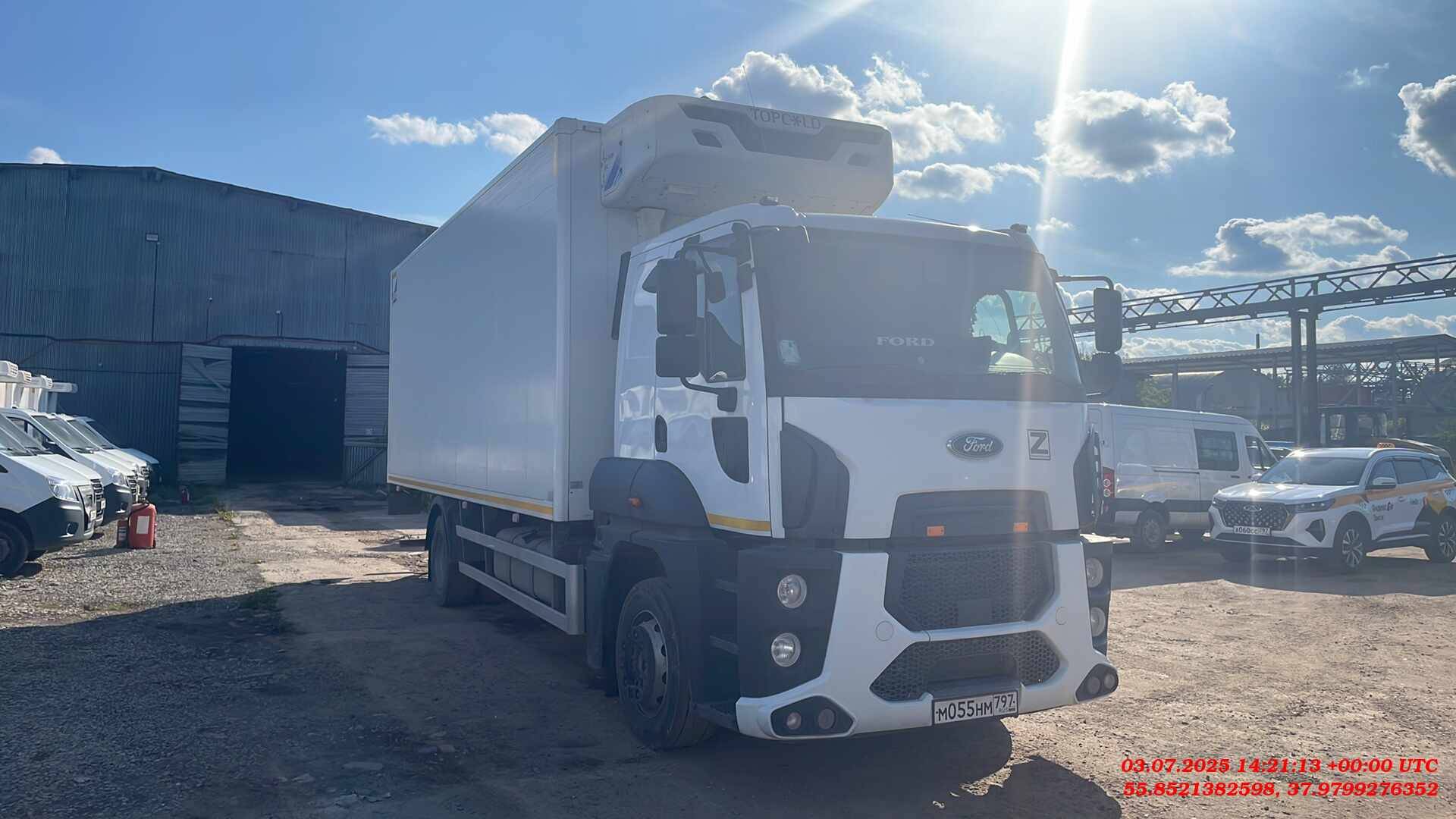 Ford CARGO 1833 LR 4x2