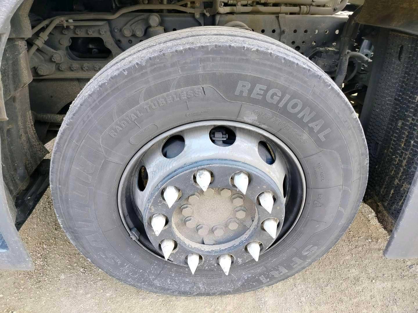 Mercedes-Benz Actros 5 1845 LS 4x2 (BigSpace),  699 632 км, 2020 года в лизинг