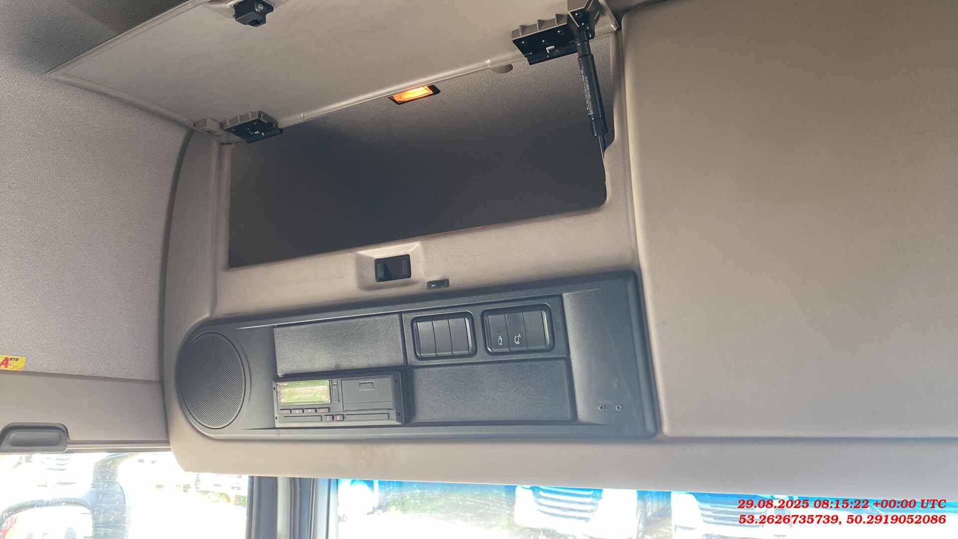 DAF XF 450 FT 4x2 (Space Cab),  712 943 км, 2021 года в лизинг