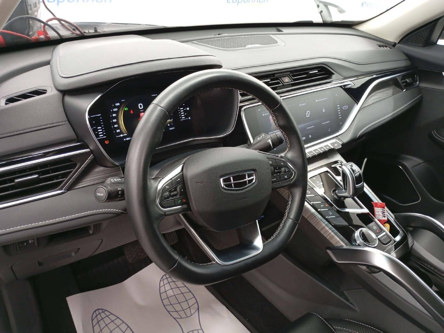 Geely Atlas Pro,  41 831 км, 2023 года в лизинг