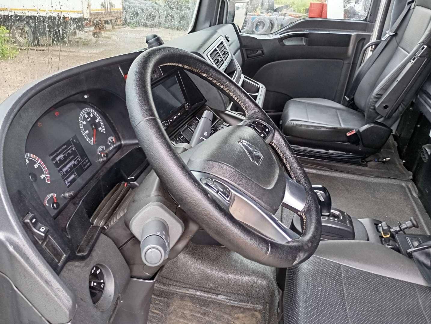 Sitrak C7H 4x2 ZZ4186V361HE,  369 320 км, 2023 года в лизинг