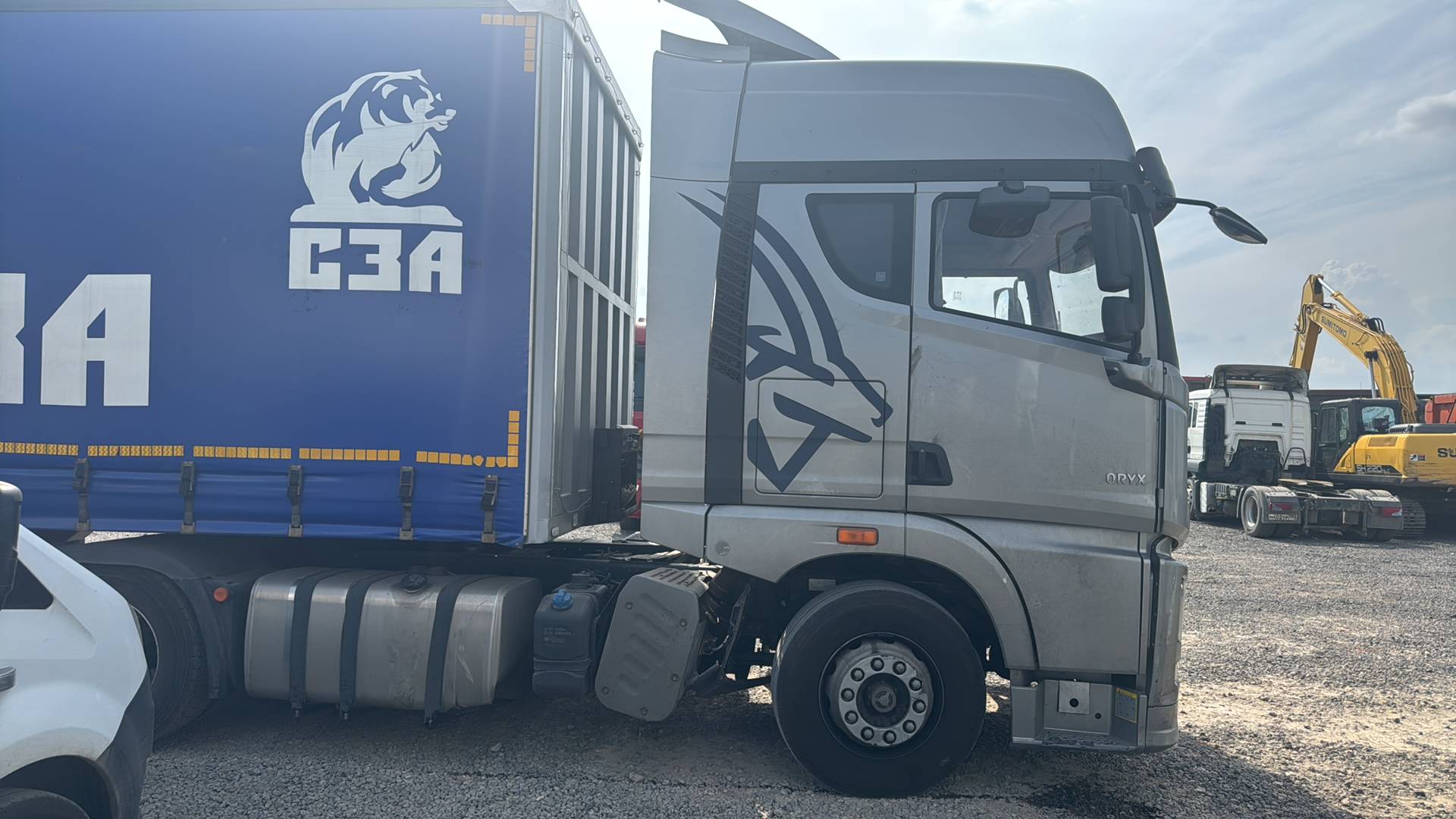 FAW CA4180P25K15E5A80 4x2,  109 459 км, 2023 года в лизинг