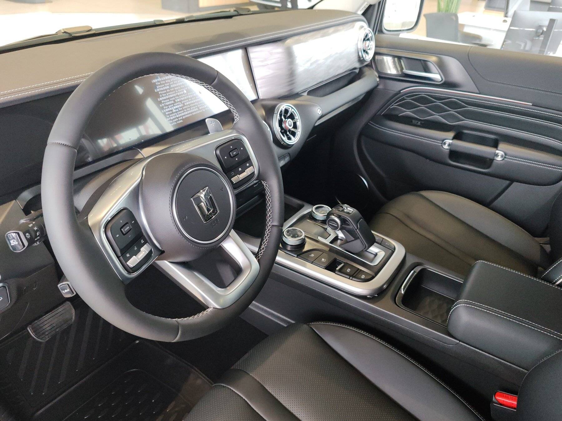 Tank 300 City Adventure 2.0 8AT 4WD