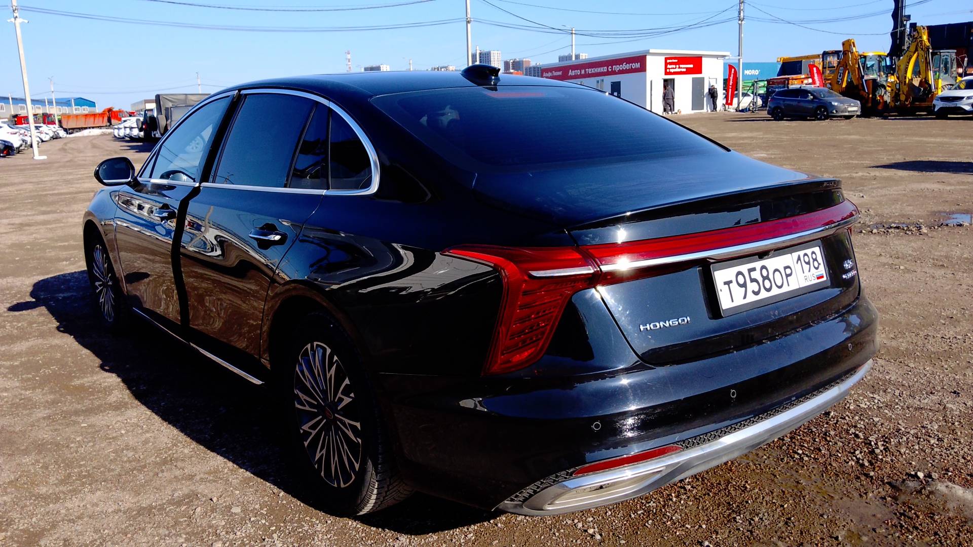 Hongqi H5,  109 855 км, 2024 года в лизинг