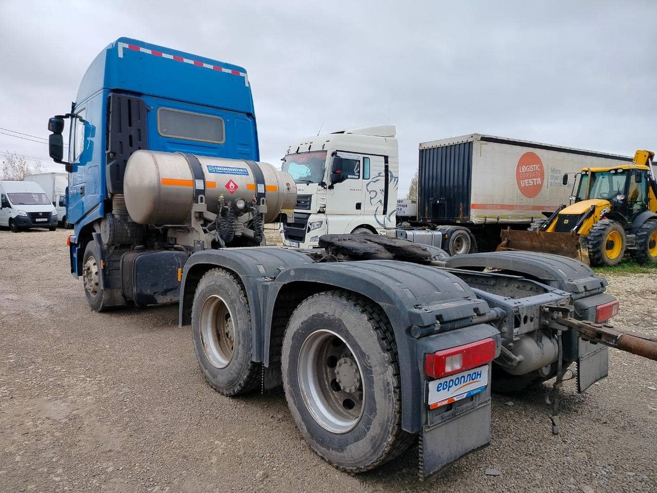 HONGYAN CQ4187HD12381T LNG,  96 973 км, 2023 года в лизинг