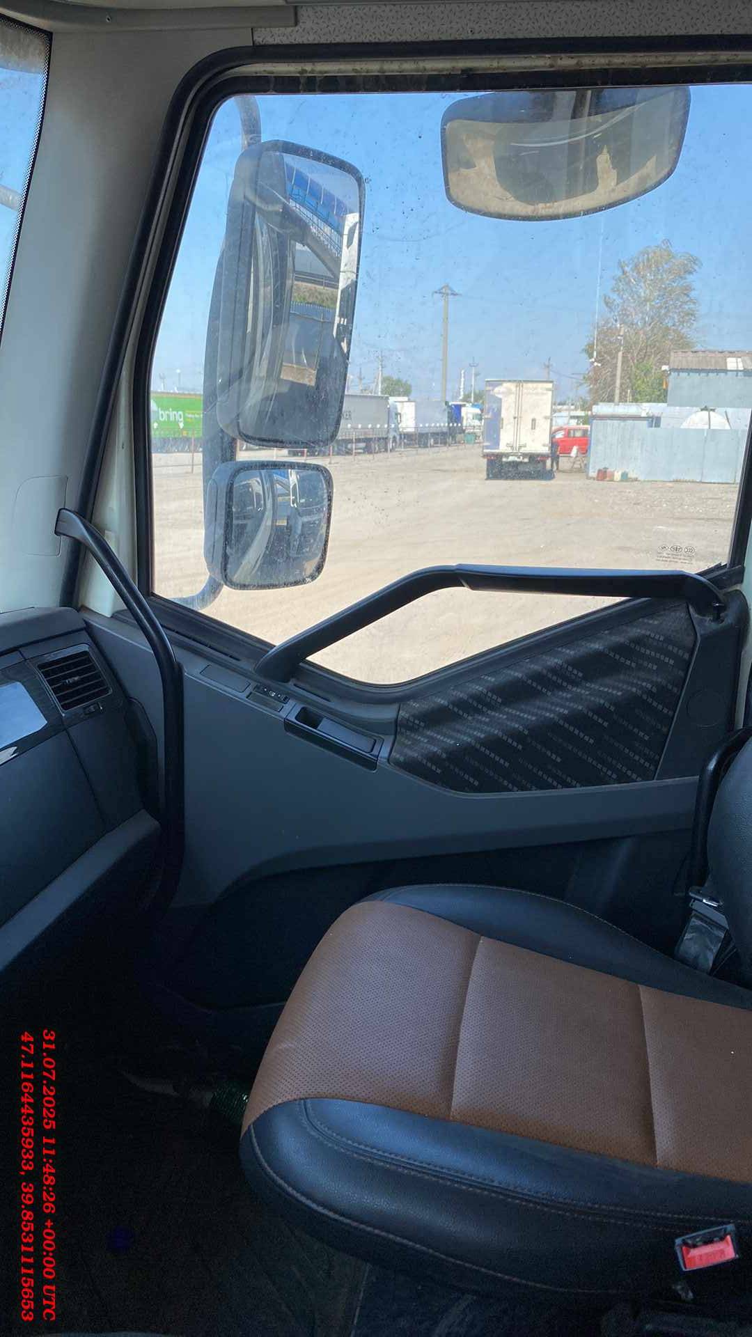 FAW CA3310P66K24T4E5 8х4,  125 869 км, 2023 года