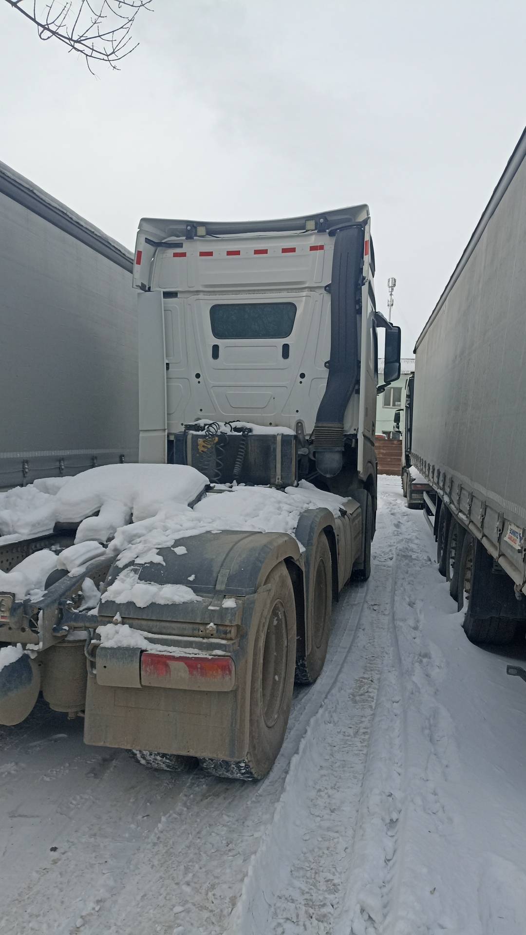 Mercedes-Benz Actros 2648 LS 6X4 (StreamSpace),  321 808 км, 2023 года в лизинг