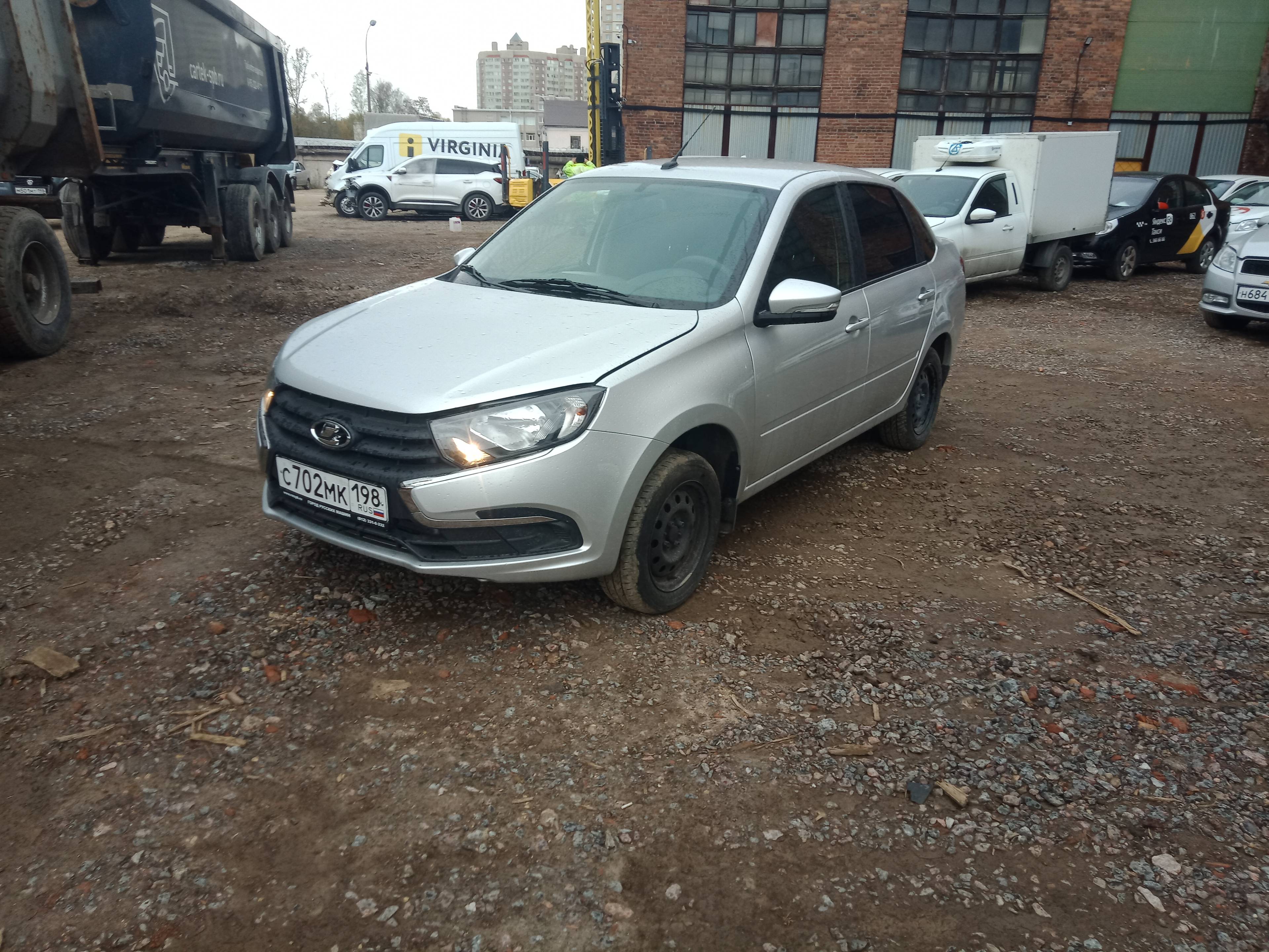 Lada Granta лифтбек