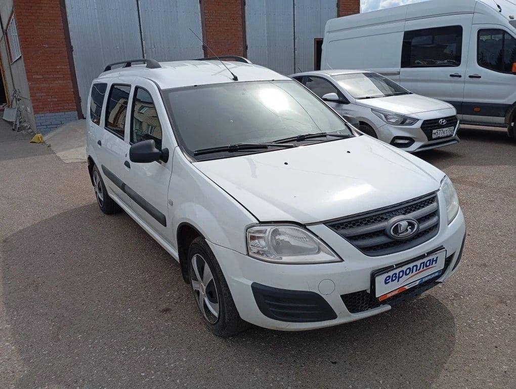 Lada Largus универсал,  231 767 км, 2020 года в лизинг