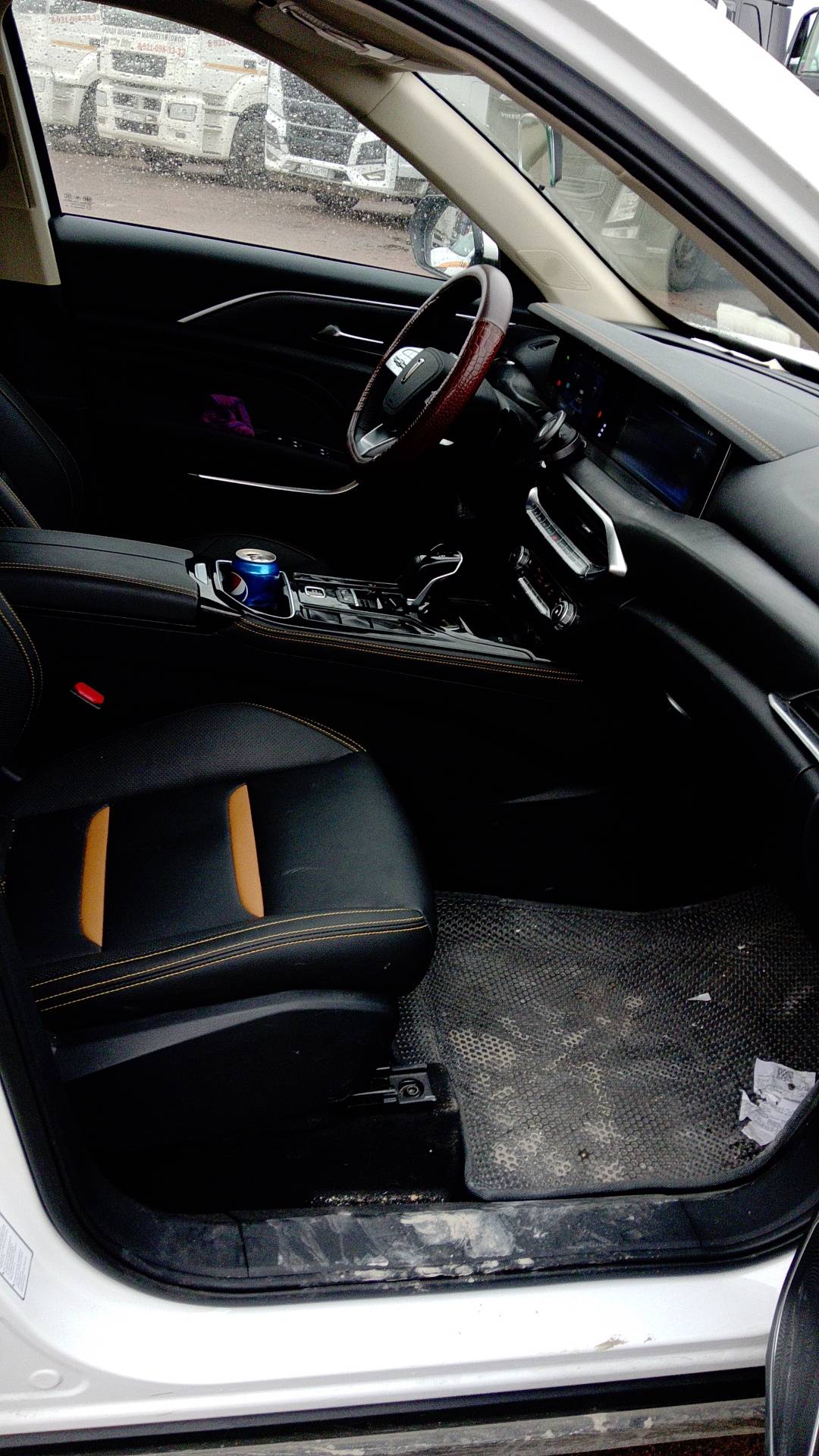 FAW Bestune T77,  25 576 км, 2023 года в лизинг