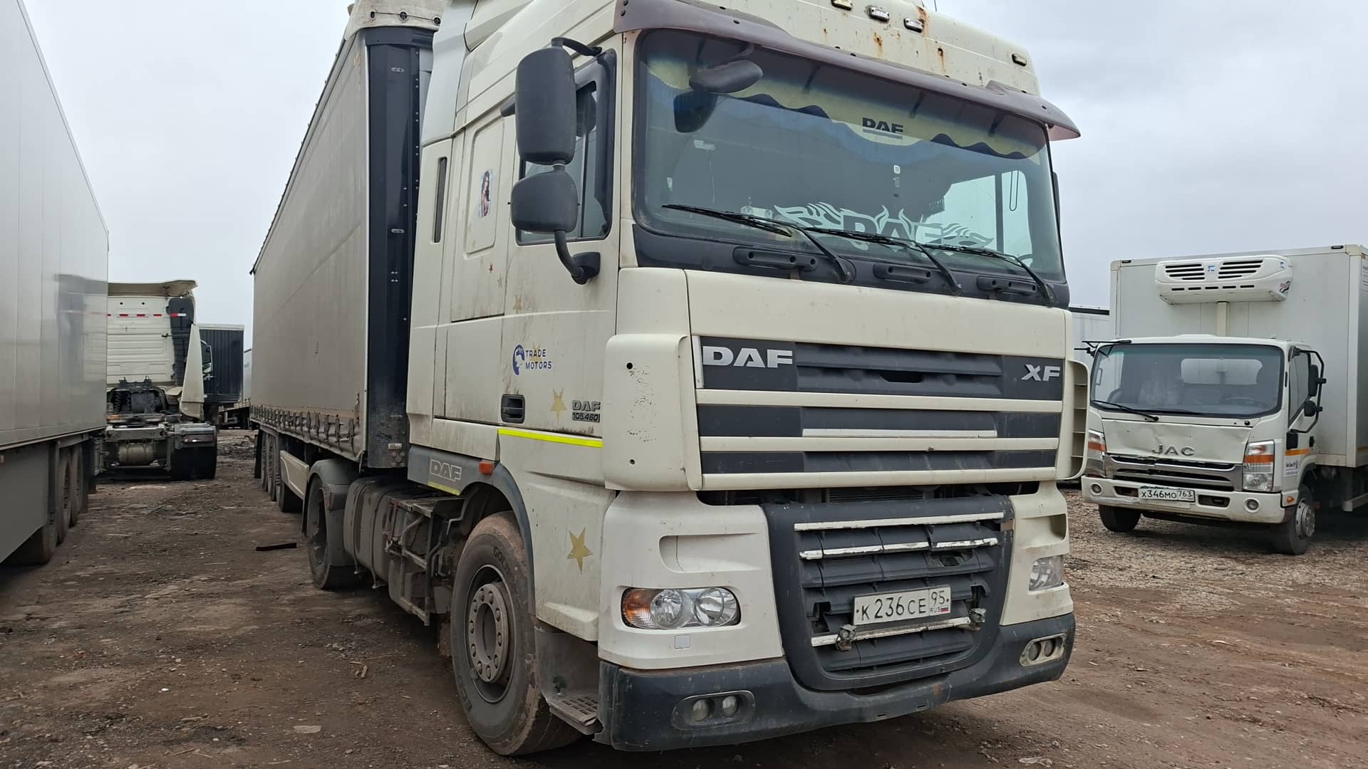 DAF XF105.460 FT 4x2 (Space Cab)