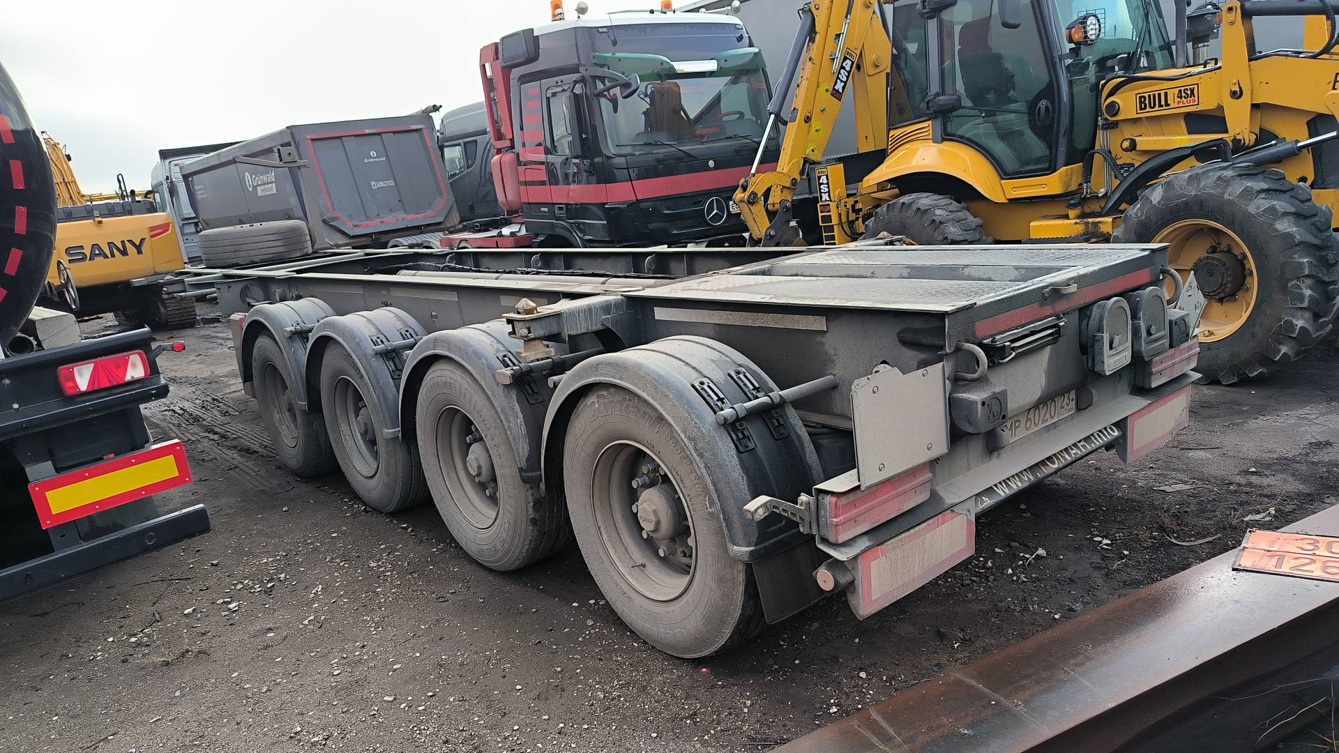 Тонар Контейнеровоз 9988, 2023 года в лизинг