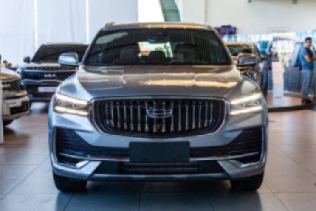 Geely Monjaro Luxury 2.0T (238 hp) 8AT 4WD