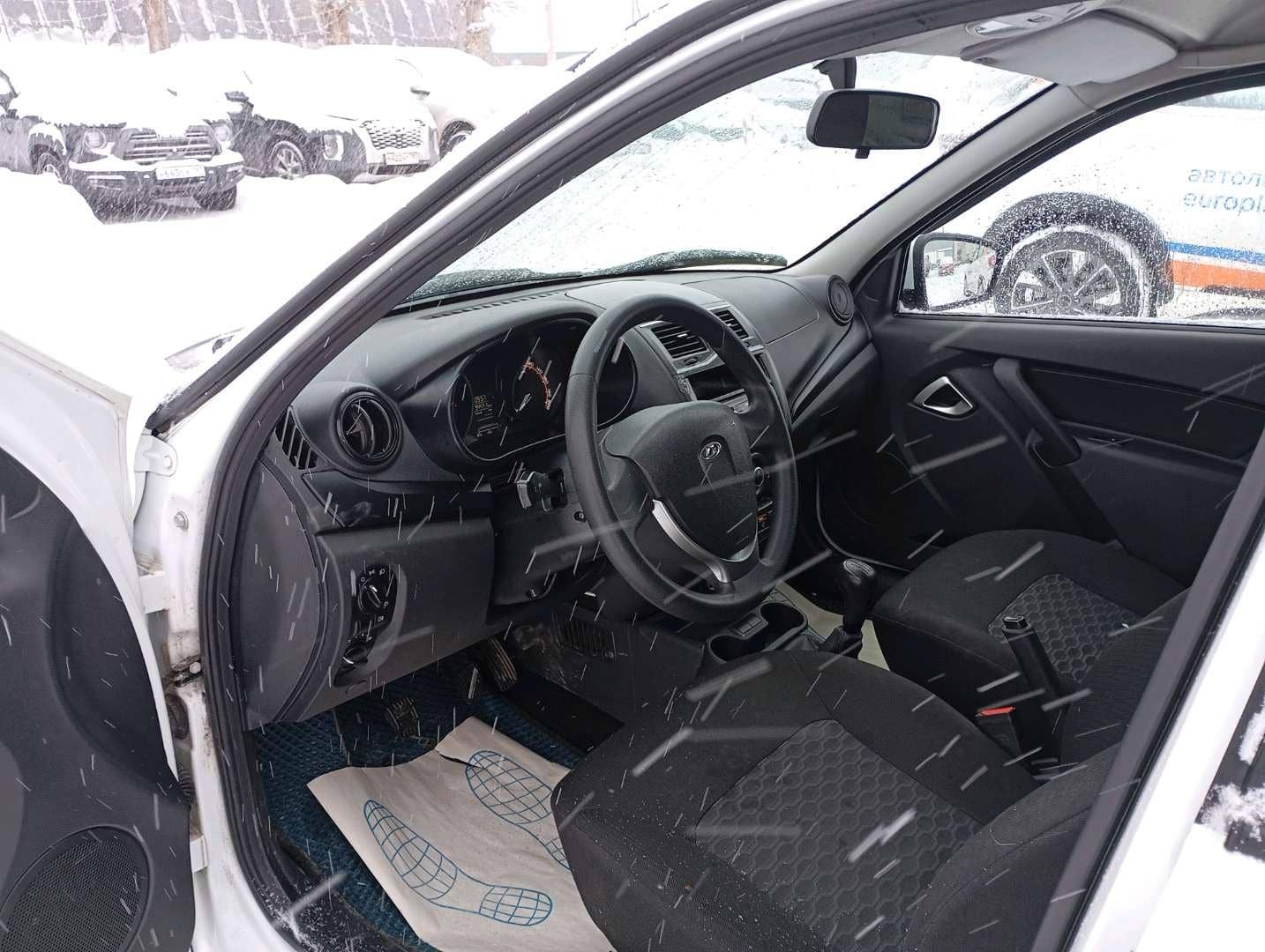 Lada Granta седан,  94 471 км, 2024 года в лизинг