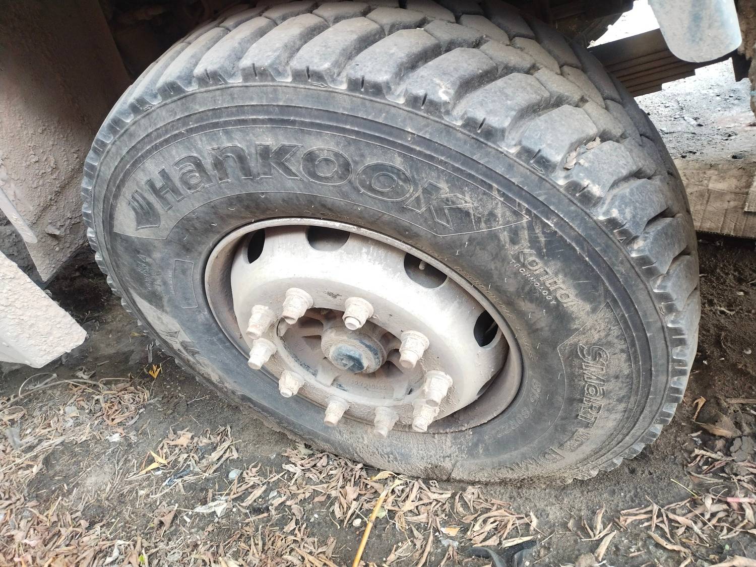 Shacman SX3318DT366 8x4 Лот 000000386