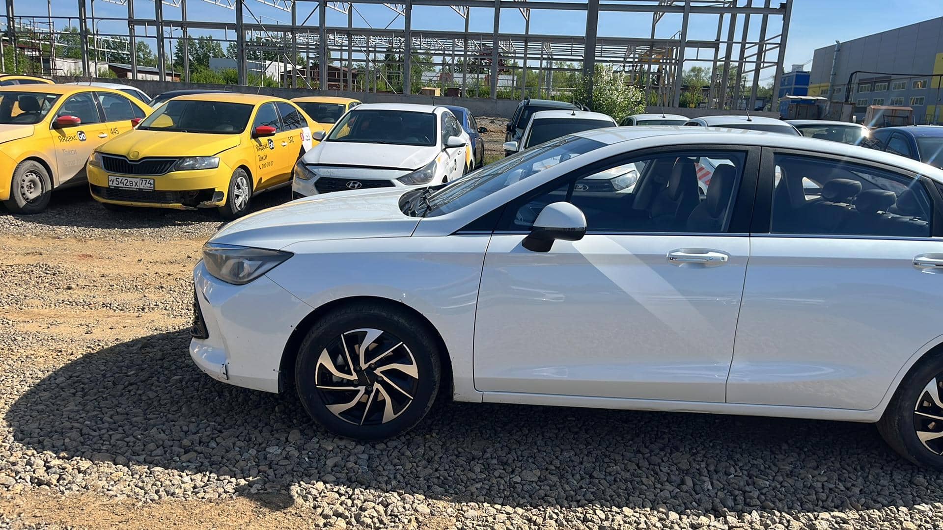 BAIC Ю5 Плюс (U5 Plus),  219 018 км, 2023 года в лизинг