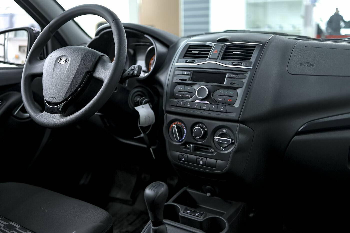 Lada Granta Cross Comfort 24 1.6 106hp 5MT