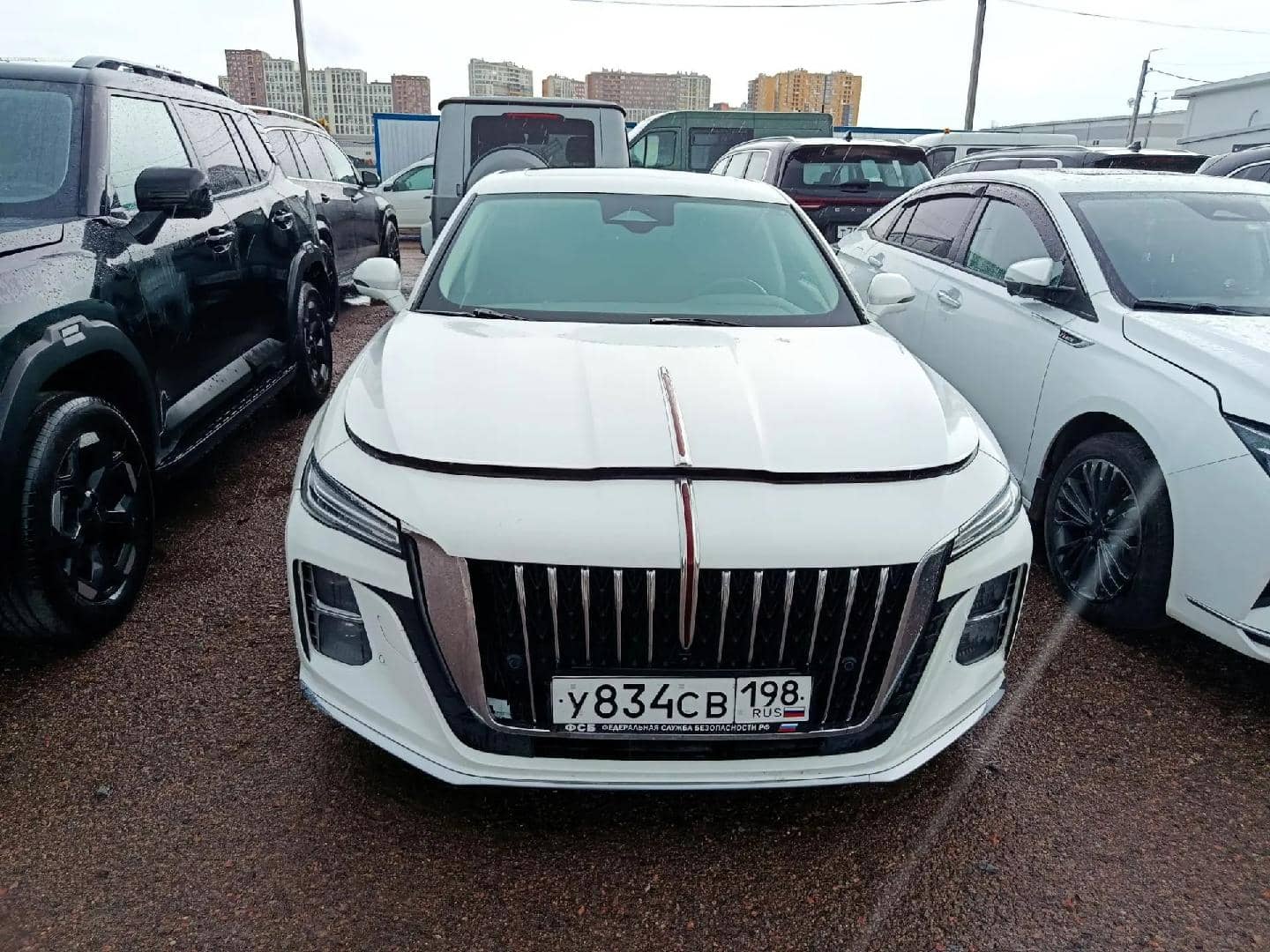 Hongqi H5,  208 596 км, 2023 года