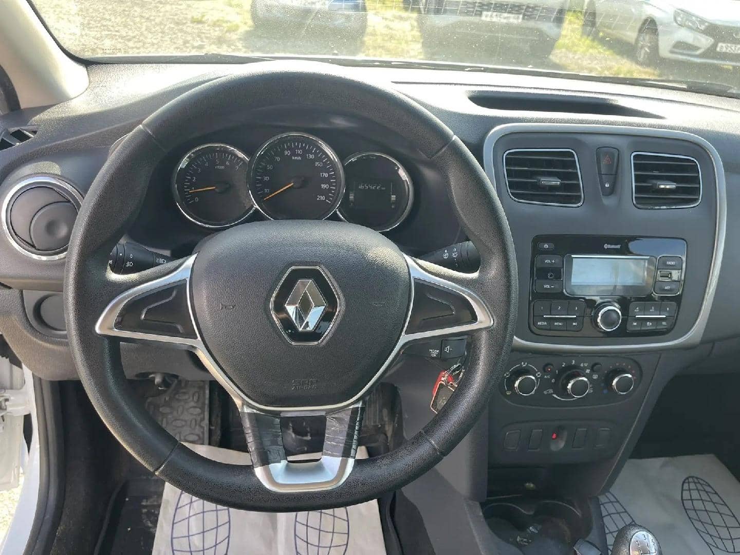 Renault Logan II,  165 422 км, 2020 года в лизинг