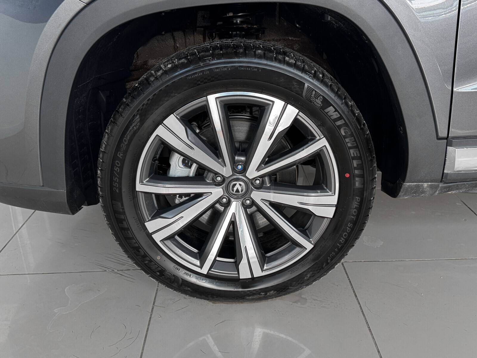 Changan CS95 DLX 2.0T 8AT