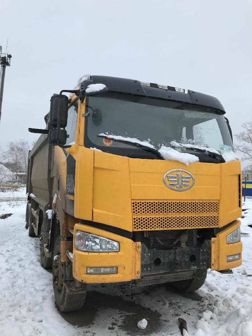 FAW CA3310P66K24T4E5 8х4,  100 000 км, 2021 года