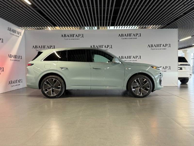 Lixiang Л6 (L6) Про (Pro)