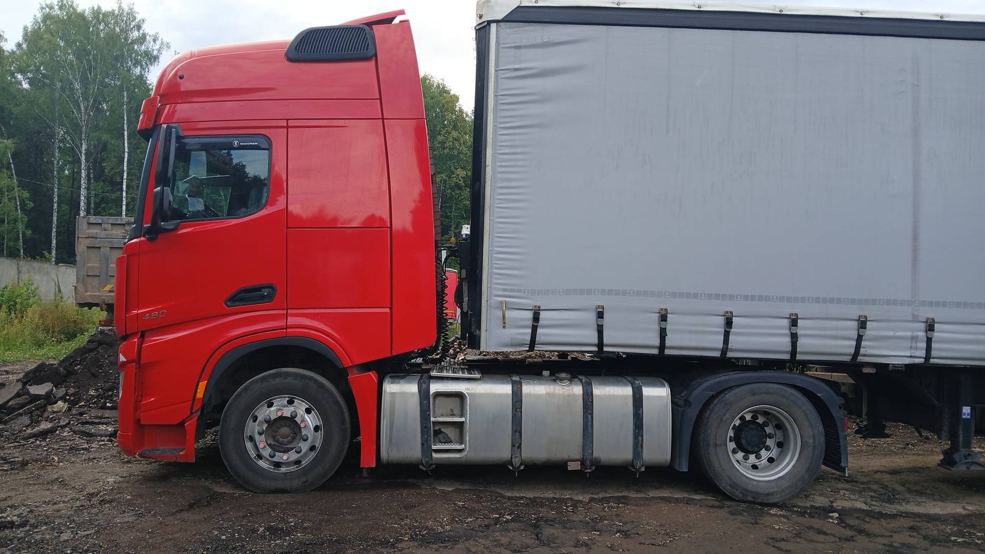 Shacman SX4188YY381,  344 804 км, 2023 года в лизинг