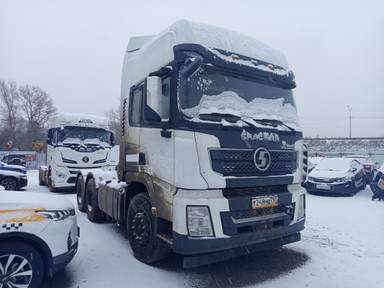Shacman SX42584V324