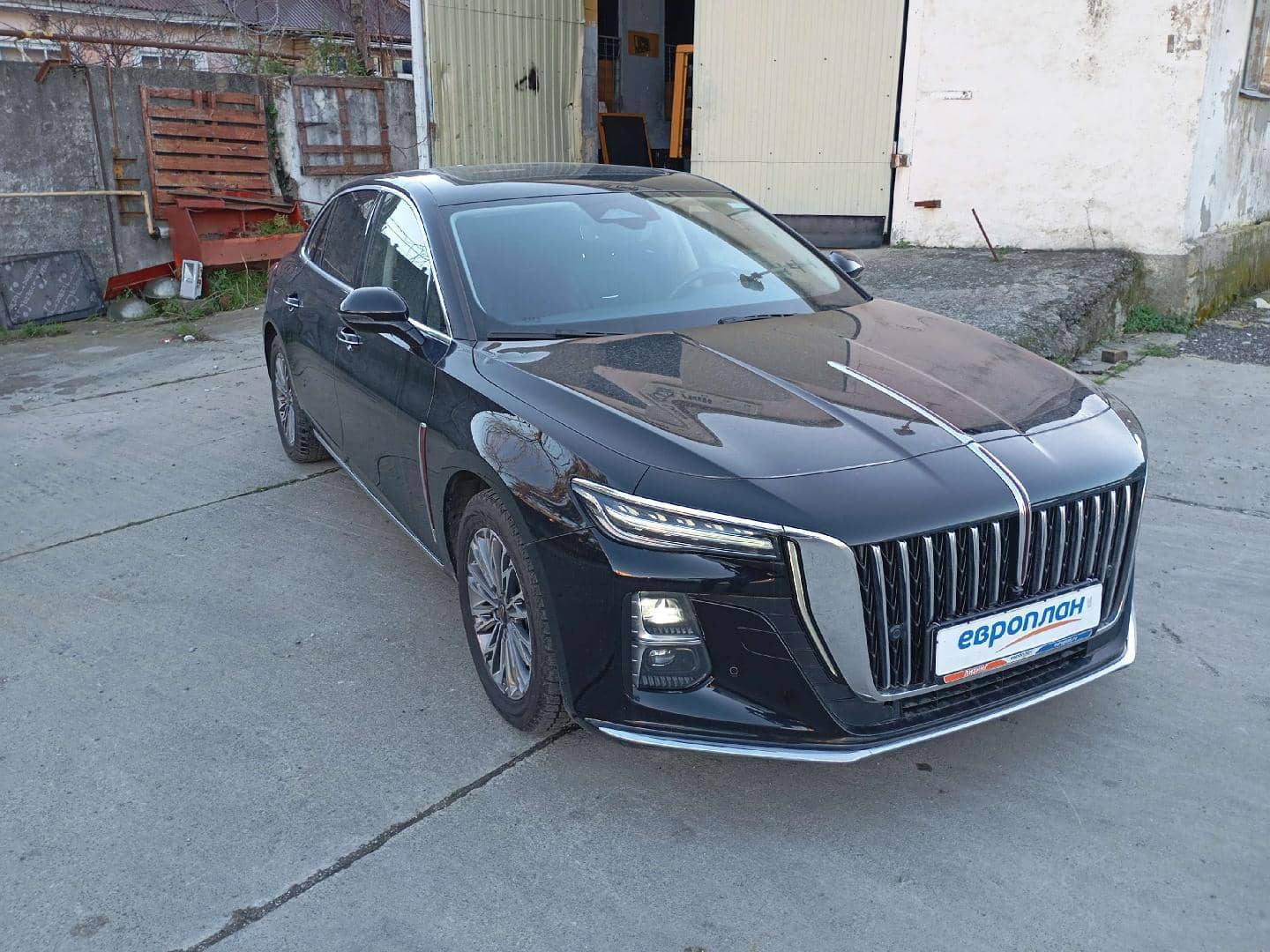 Hongqi H5