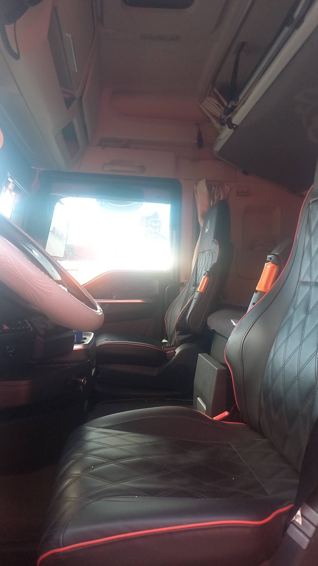 Sitrak C7H MAX ZZ4186V391HE,  251 820 км, 2023 года в лизинг