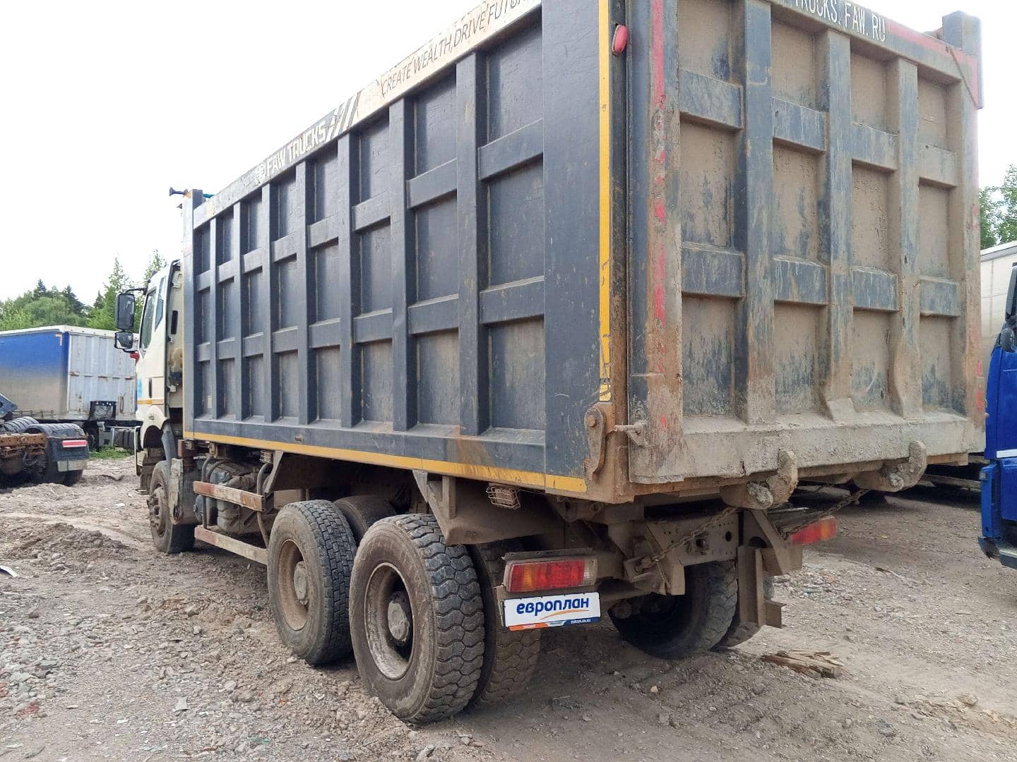 FAW CA3250P66K24T1E5 6х4,  92 530 км, 2021 года в лизинг