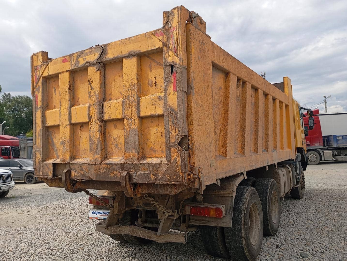 HONGYAN CQ3266HV35,  215 499 км, 2022 года в лизинг