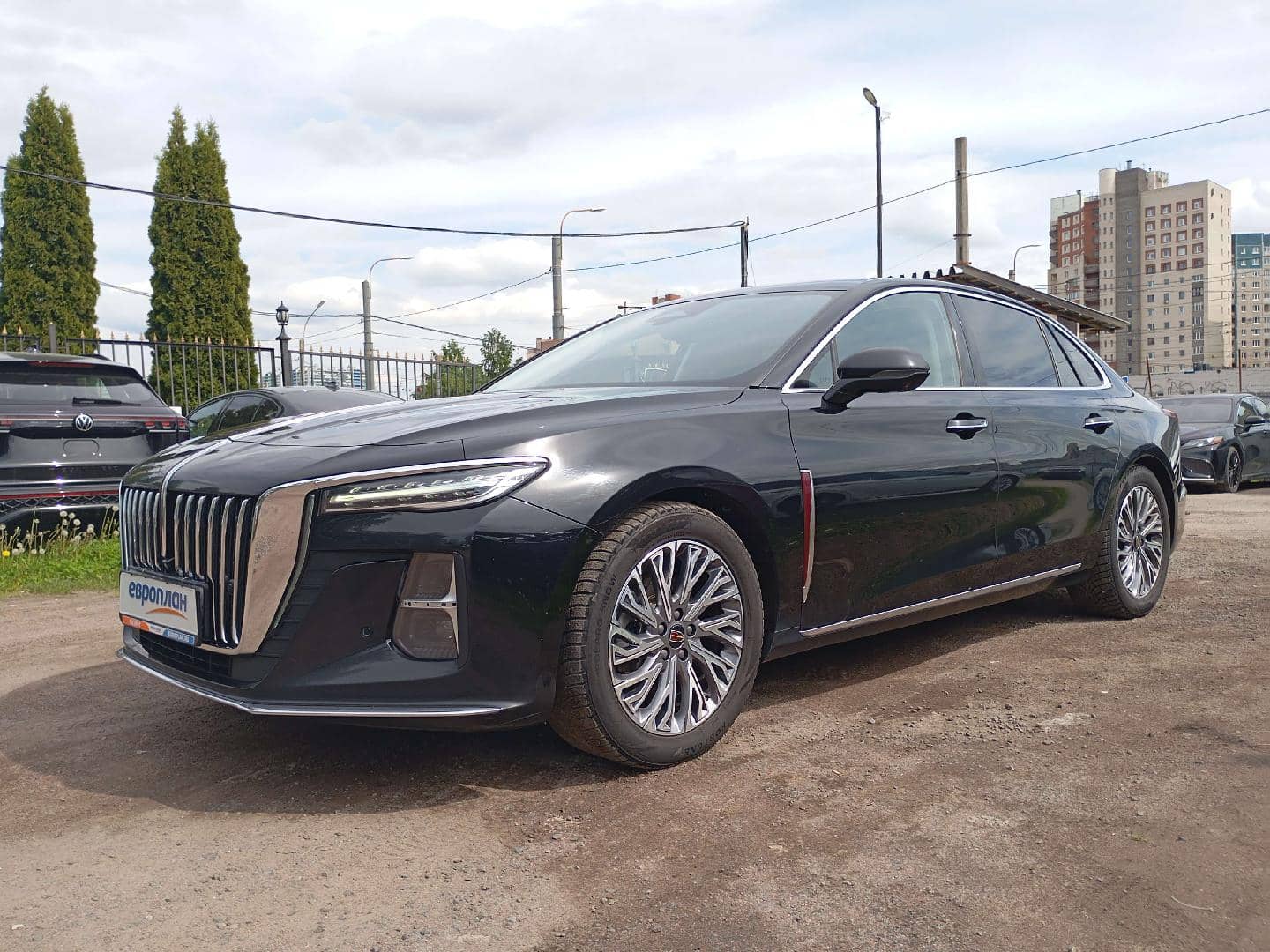 Hongqi H5